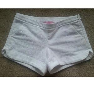 EUC Lilly Pulitzer Adie Shorts Resort White 00